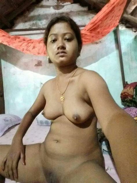 indian village married women showing her tits and pussy 6 pics