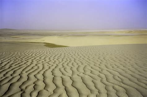 desert landscape  qatar image  stock photo public domain