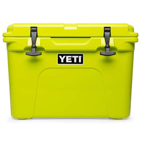 yeti tundra  marine cooler west marine