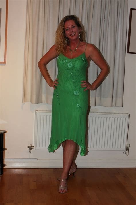 sunspark2 45 from worthing is a local milf looking for a sex date