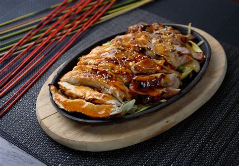 japanese restaurant style teriyaki chicken