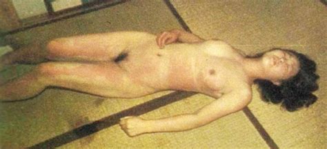 naked dead woman autopsy qualité porno