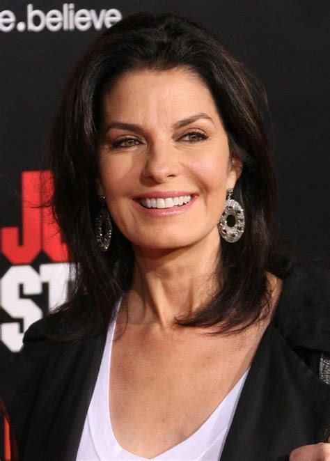 The Most Stunning Celebrity Women Over 50 Sela Ward Beautiful Old