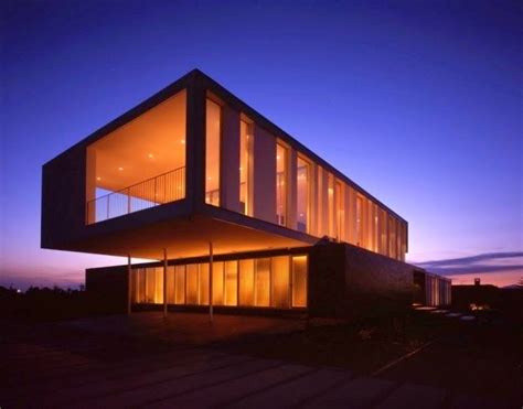 desain rumah modern  tata cahaya futuristik griya indonesia