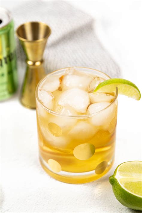 ginger ale cocktails  drink