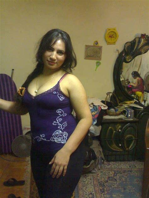 Hot Sexy Arab Housewife Aunty Photos Bolly Pisachi