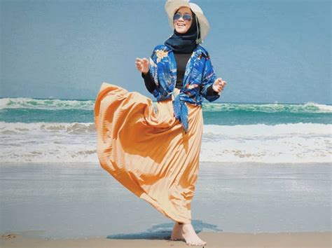 Baju Ke Pantai Hijab Homecare24