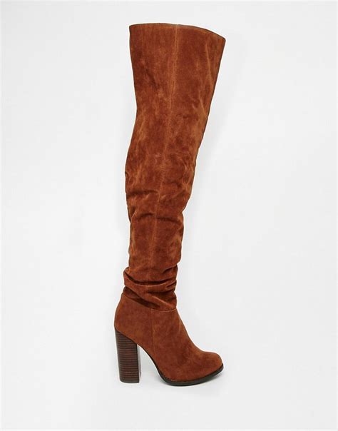 how to wear suede thigh high suede boots in summer as seen on khloé