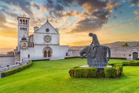 assisi la basilica  san francesco  gli altri luoghi francescani zainoo blog