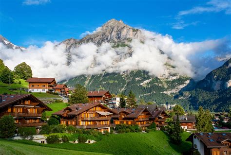 grindelwald el pueblo mas bonito de suiza  viaje de cuento traveler
