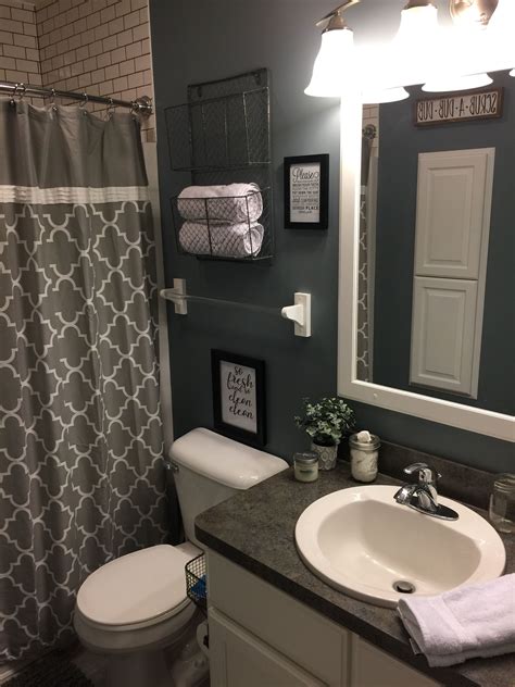small bathroom makeovers pictures