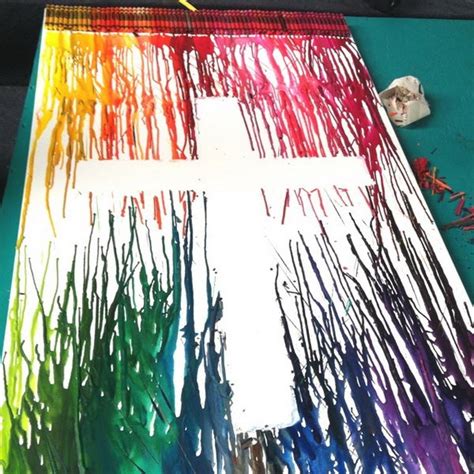 24 Cool Melted Crayon Art Ideas