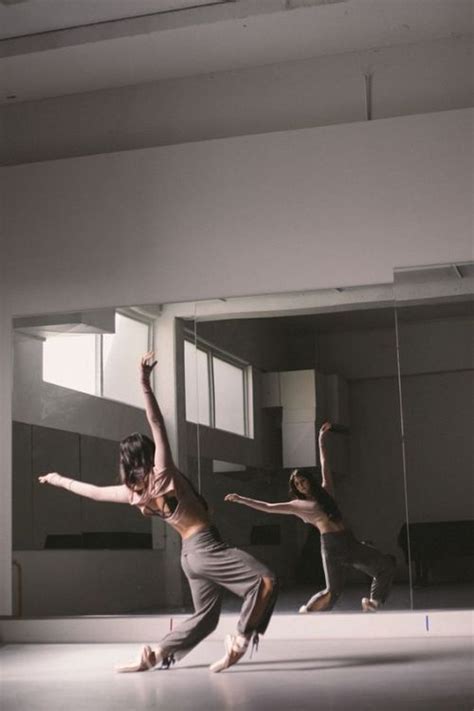 Pin By Jei Yang On Dance Dancing Aesthetic Contemporary Dance Dance