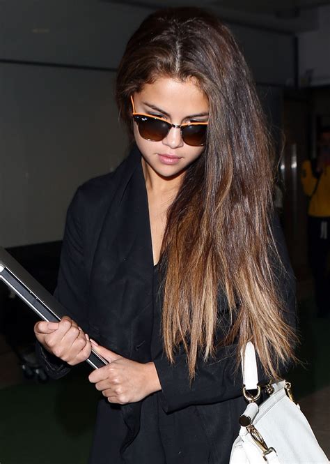 Selena Gomez Goes Ombre How Do Ya Ll Like This Hair Trend On Her