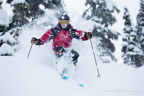 Deep Powder Skiing Tips How To Ski Powder Snow