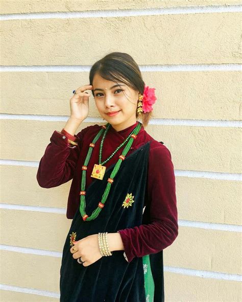 nepali girl gurung dress cool girl pic everyday fashion outfits