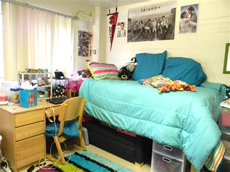 7 easy tips to revamp your dorm room society19