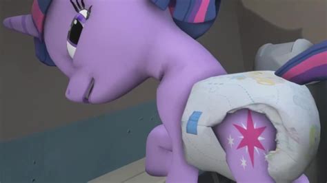 twilight sparkle pees her diaper in the girls locker room thumbzilla