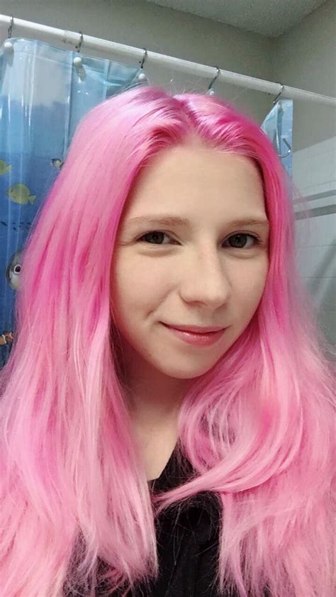dyed  hair pink  dont    post