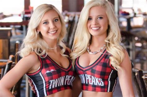 twin peaks breastaurant waitresses sue  unwanted touching
