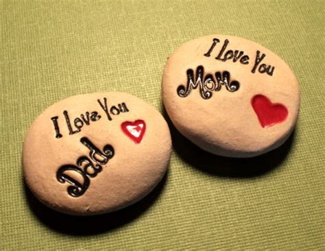 love  mom  dad message stones set    shipping
