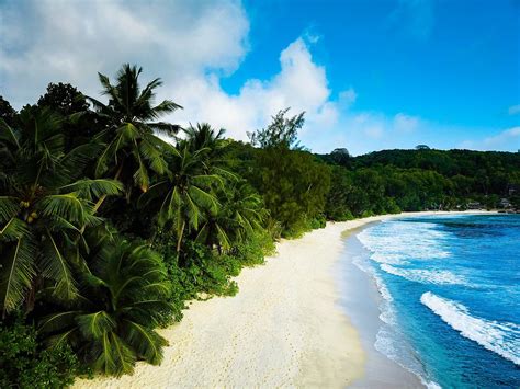 list  beaches  nigeria   locations travelwaka