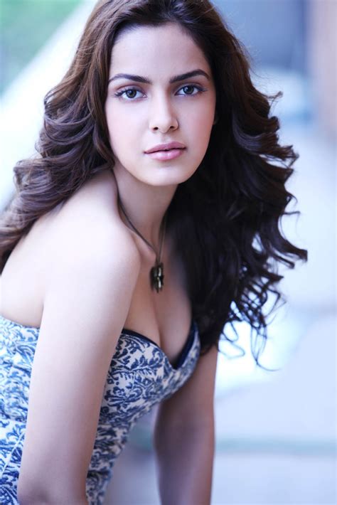 High Quality Bollywood Celebrity Pictures Shazahn