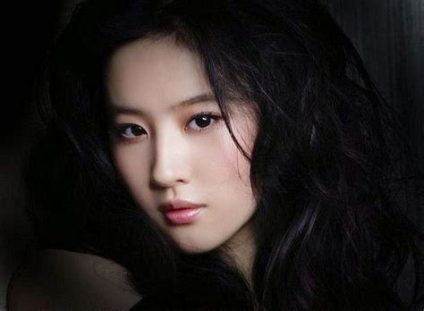 Pin On Crystal Liu Yi Fei 劉亦菲 刘亦菲