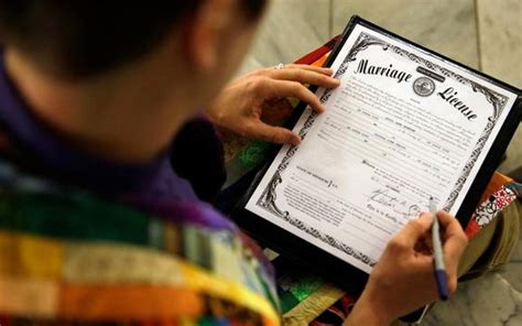 judge overturns missouri s constitutional ban on same sex