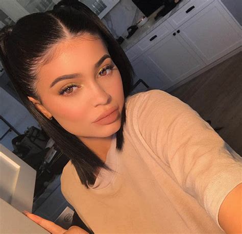 Kylie Jenner S 35m Pad Goes On The Market Take A Look Inside Daily