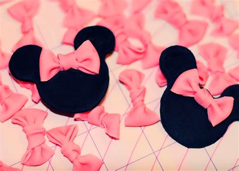 diary   mom baker photographer minnie mouse birthday party