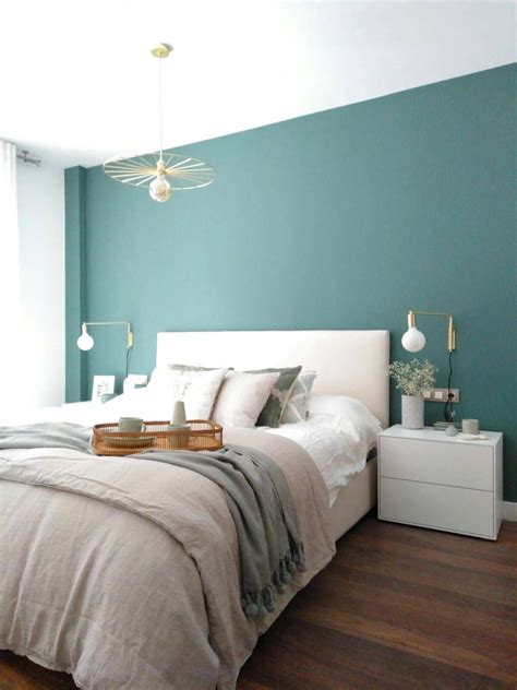 color  paint bedroom wood flooring  laminate