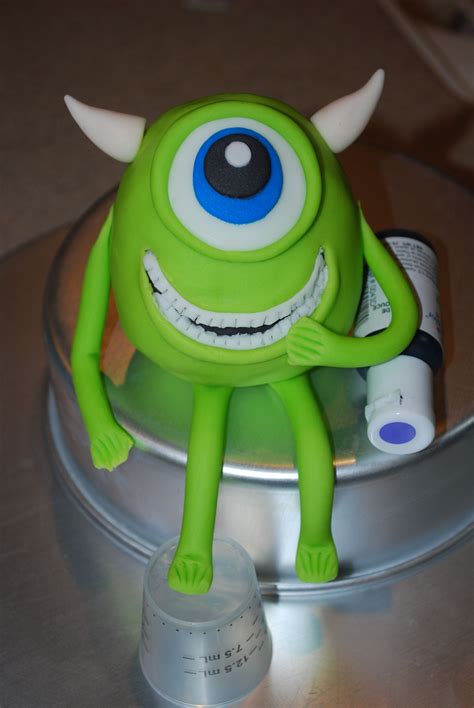 mikey monsters  monsters  party cakes minions