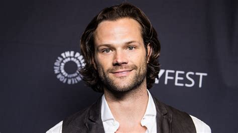 jared padalecki s walker texas ranger role has gilmore girls vibes