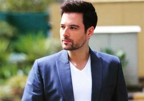 mikaal zulfiqar says bollywood actors can t work in pakistani dramas reviewit pk