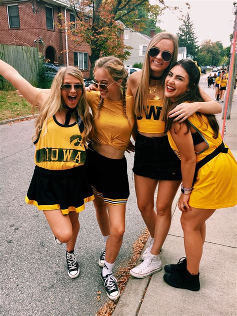 Pinterest Alanamorg College Tailgate Outfit Gameday Outfit College