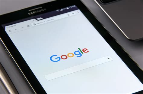 google debuts similar items    shopping web marketing