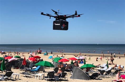 dominos test pizzabezorging met drone  zandvoort retailtrends