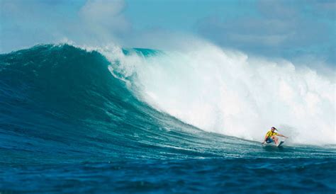 definitive wsl surfer breakdown part   inertia