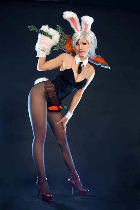 Spiral Cats Tasha As Battle Bunny Riven Album On Imgur