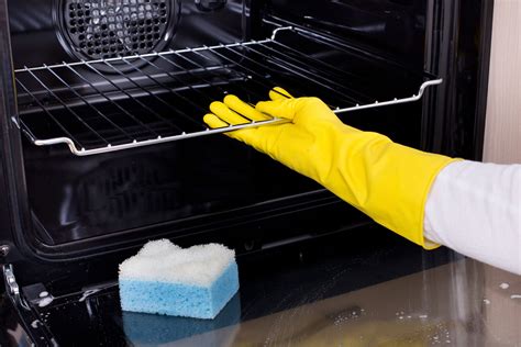 cleaning ovens       readers digest