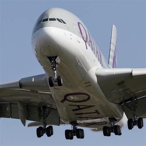 qatar airlines airbus  photograph  david pyatt