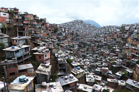 favelas  rio de janeiro climate based design rob manion ssb