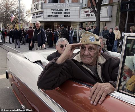 Band Of Brothers Vet William Guarnere Dies At 90 Daily