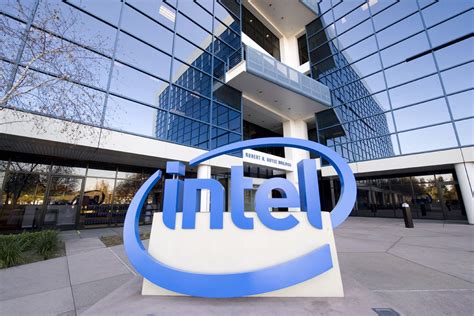 intel reportedly creating  mobile focused business unit  verge