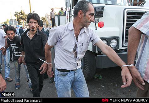 عکس دستگیری گروه شیطان پرستی و همجنسگرا در کرمانشاه جديدترين اخبار ايران و جهان ممتاز نیوز