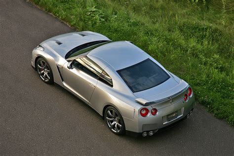 nissan gt  launched   middle east autoevolution