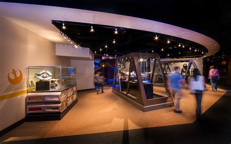 star wars launch bay   tomorrowland expo center disneyland mouseinfocom