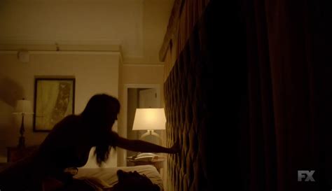 Naked America Olivo In The Strain