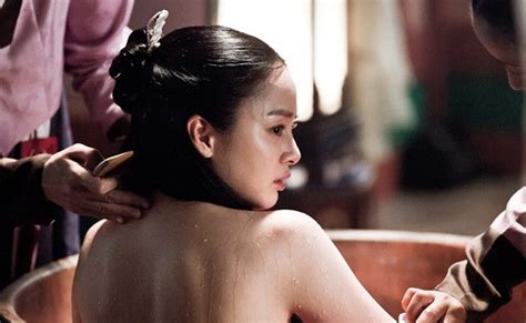 Kim Tae Hee Shows Fascinating Bath Scene In ‘jang Ok Jung’ Daily K
